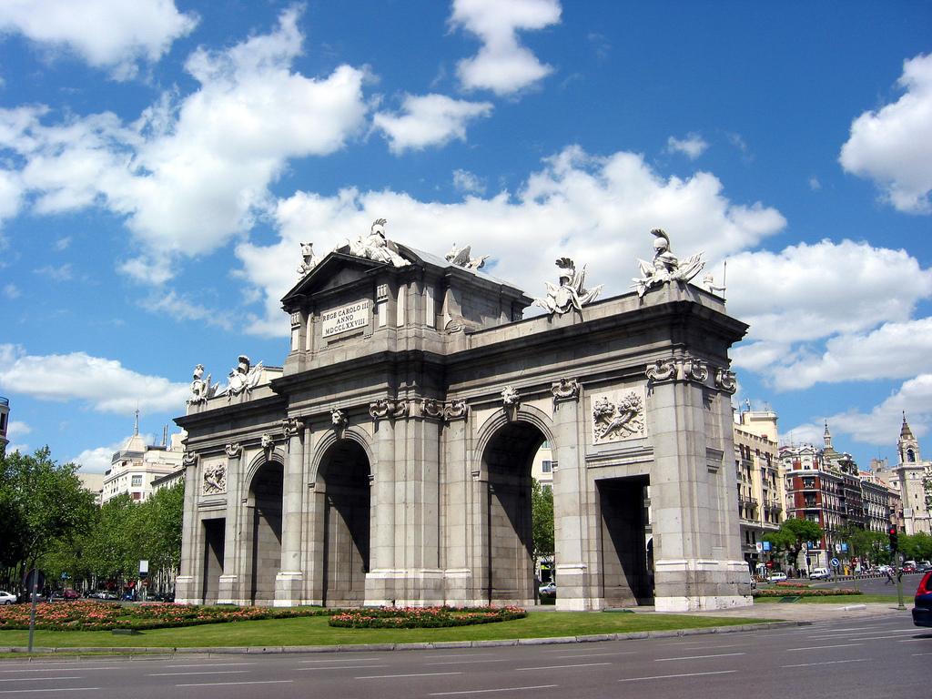 Puerta de Alcalá