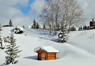 Ski holidays in Courchevel 1850, France